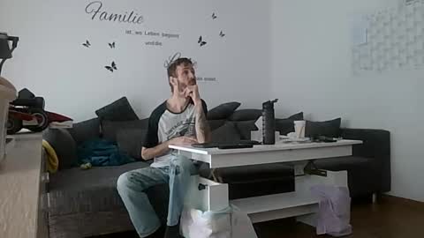 Snapshot of deaf_fc_union_berlin14 chatting on March 29, 12:16 pm robert online show from March 29, 12:16 pm