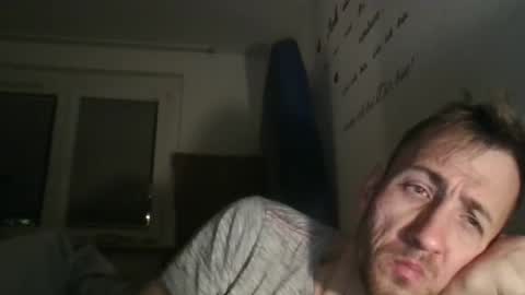 Snapshot of deaf_fc_union_berlin14 chatting on April 22, 7:15 pm robert online show from April 22, 7:15 pm