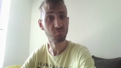 Snapshot of deaf_fc_union_berlin14 chatting on May 3, 1:50 pm robert online show from May 3, 1:50 pm