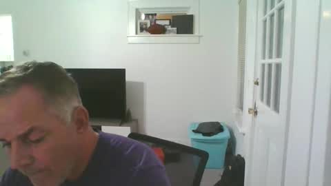 Snapshot of deano2nyc chatting on December 27, 5:09 am Deano DILF online show from December 27, 5:09 am
