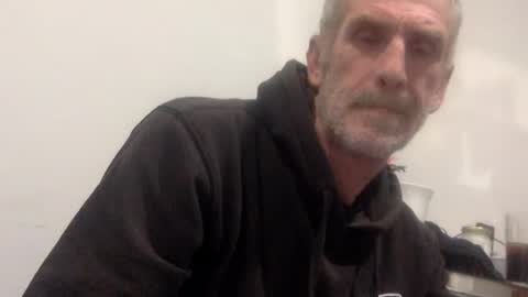 Snapshot of deanofflove221000 chatting on October 1, 7:14 am deanofflove221000 online show from October 1, 7:14 am