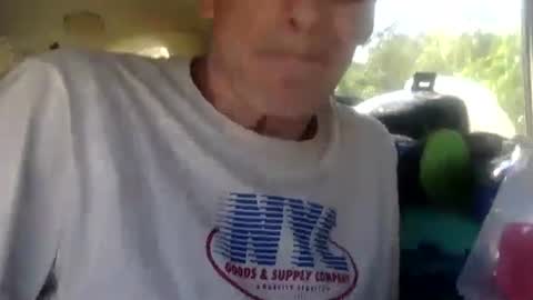 Snapshot of deanofflove221000 chatting on October 13, 7:52 am deanofflove221000 online show from October 13, 7:52 am