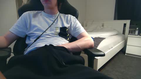 Dean online show from January 15, 7:28 pm