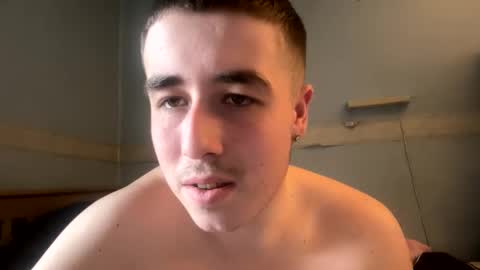 Snapshot of deans_dick69 chatting on February 5, 11:02 am deans_dick69 online show from February 5, 11:02 am