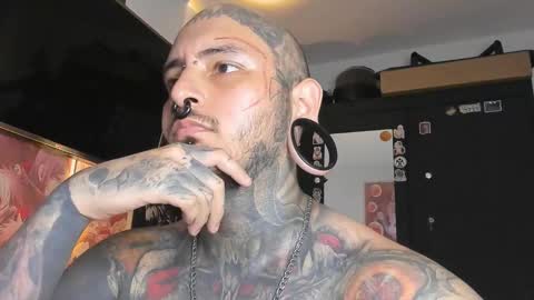    online show from February 9, 8:24 pm