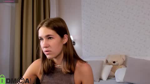 Jennifer online show from March 16, 12:06 am