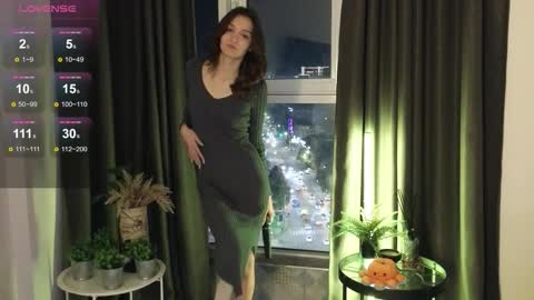 Snapshot of debihenks chatting on October 28, 5:15 pm Eva online show from October 28, 5:15 pm