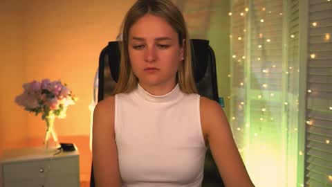 Debora online show from April 7, 3:29 am