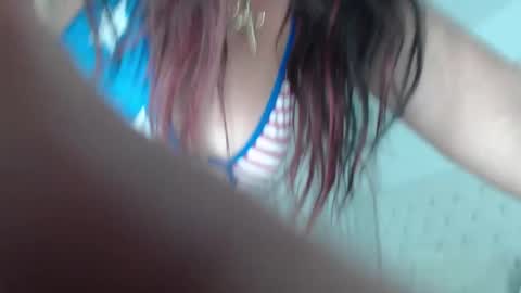 DeboraMom online show from March 4, 11:22 pm