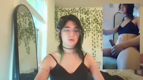 deciduousdoll online show from October 28, 10:12 pm