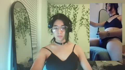 deciduousdoll online show from November 1, 6:04 am