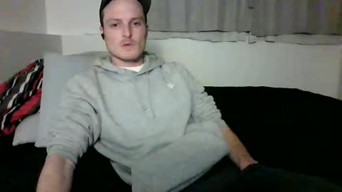 Dee4dayz online show from May 5, 2:08 am