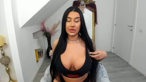 Deea online show from February 1, 4:38 pm