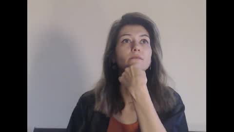 Deelightfull online show from December 30, 11:59 am