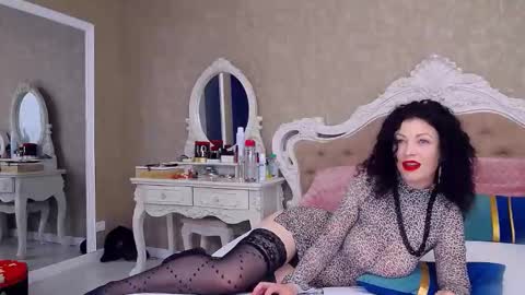 DeenaJay online show from September 13, 5:07 am