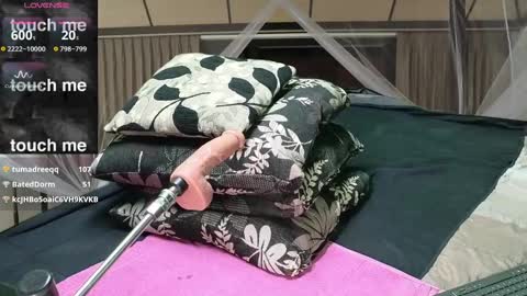 Deeply  Asian style...  Nice to meet you   thumb up me please help us. online show from March 9, 10:08 pm