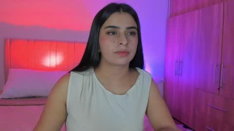 deepthroat_sweet online show from April 7, 12:11 am