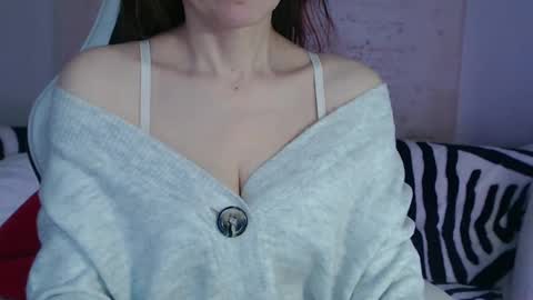 KamiDevi online show from January 6, 2:14 pm