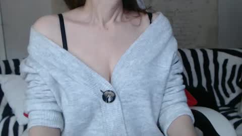 KamiDevi online show from January 17, 12:10 pm