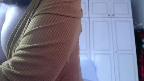 KamiDevi online show from February 20, 3:41 pm