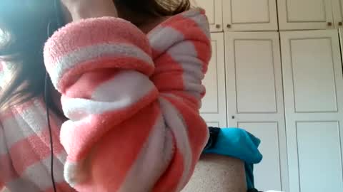 Snapshot of deessedivine chatting on June 4, 3:18 pm KamiDevi online show from June 4, 3:18 pm