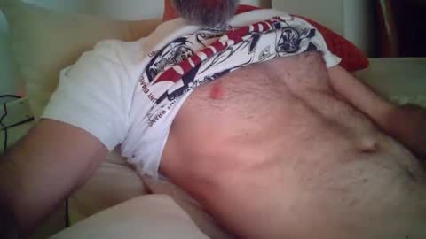 defaultuser11 online show from November 11, 12:32 am