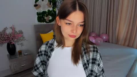 DegreeOfSincerity online show from February 15, 7:27 am