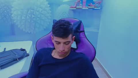 DEIBY online show from November 19, 9:15 pm