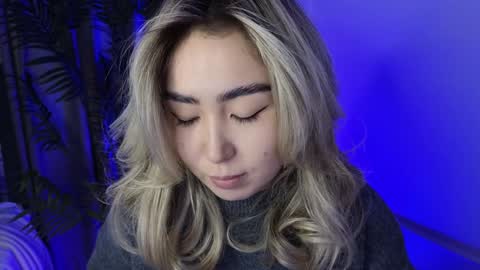 Snapshot of deiri_destiny chatting on December 3, 9:22 am sexy bimbo little kitty asian misstress quen princes sexy girl you can just call me pleasure online show from December 3, 9:22 am