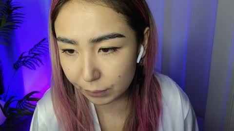 Snapshot of deiri_destiny chatting on December 16, 9:03 am sexy bimbo little kitty asian misstress quen princes sexy girl you can just call me pleasure online show from December 16, 9:03 am