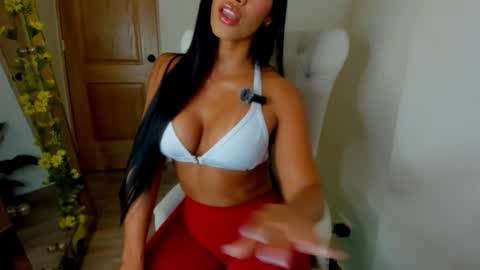 Snapshot of deisy_madrid chatting on October 7, 9:34 pm deisymadrid online show from October 7, 9:34 pm