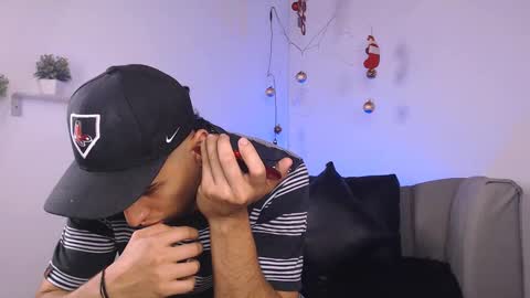  DEIVY  online show from December 31, 8:23 pm