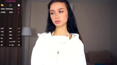 Hello everyone Im Tessa Make yourself comfortable. Were going to have fun together  online show from September 14, 7:29 am