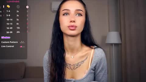 Hello everyone Im Tessa Make yourself comfortable. Were going to have fun together  online show from September 19, 8:49 am