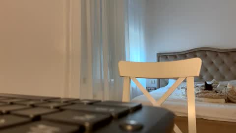 deliadelicious online show from September 15, 6:35 am