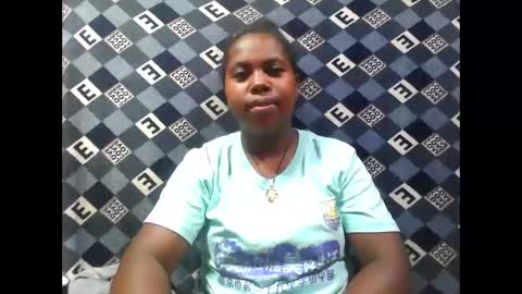 deliah712909 online show from November 18, 5:12 am