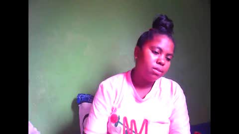 deliah712909 online show from January 12, 5:23 am