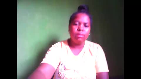 deliah712909 online show from January 13, 5:13 am