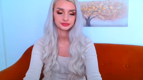 deliciaalove online show from January 6, 7:35 pm