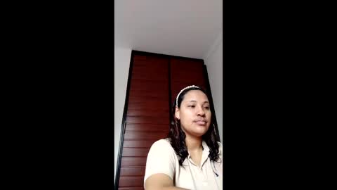 Snapshot of delicious_sarah07 chatting on May 11, 6:16 pm Sarah online show from May 11, 6:16 pm