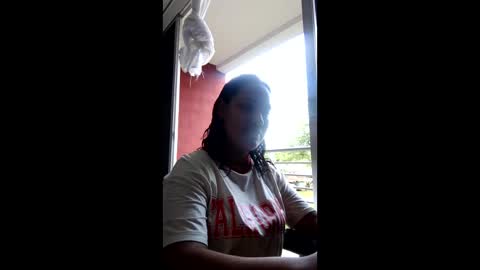 Snapshot of delicious_sarah07 chatting on May 22, 12:22 pm Sarah online show from May 22, 12:22 pm