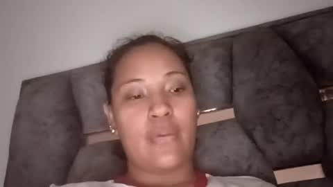 Snapshot of delicious_sarah07 chatting on June 2, 10:34 pm Sarah online show from June 2, 10:34 pm