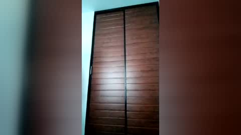 Snapshot of delicious_sarah07 chatting on June 15, 7:49 pm Sarah online show from June 15, 7:49 pm