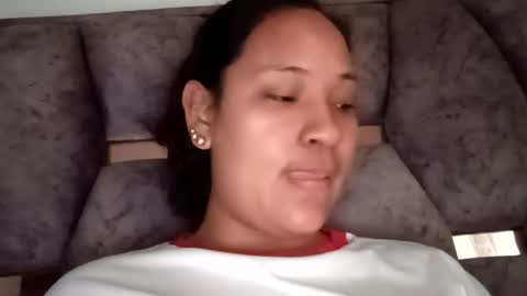 Snapshot of delicious_sarah07 chatting on June 18, 6:34 pm Sarah online show from June 18, 6:34 pm