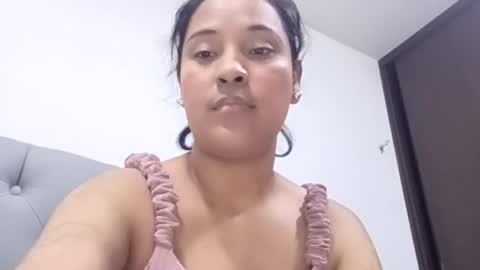 Snapshot of delicious_sarah07 chatting on July 12, 2:02 am Sarah online show from July 12, 2:02 am