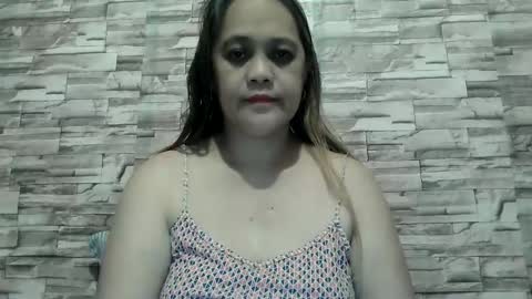 Snapshot of deliciousmel4u chatting on May 23, 8:51 am mel online show from May 23, 8:51 am