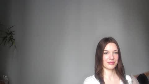 Snapshot of delightaurora chatting on January 21, 10:41 am Aurora online show from January 21, 10:41 am