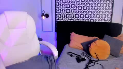 della online show from February 13, 3:14 pm