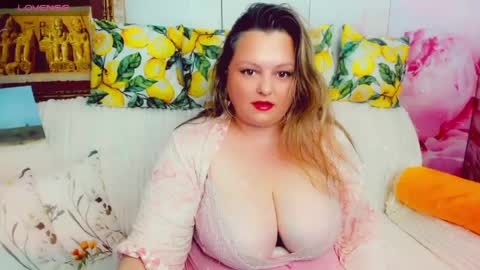 Margo online show from May 30, 3:20 pm
