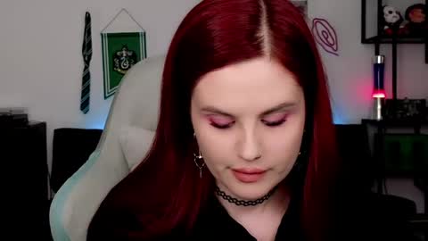 dellacrush_ online show from March 17, 6:22 pm